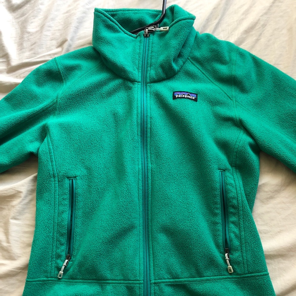 Selling turquoise Patagonia jacket.